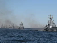 Эскадра эсминцев в строю
