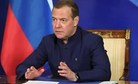 Медведев на брифинге
